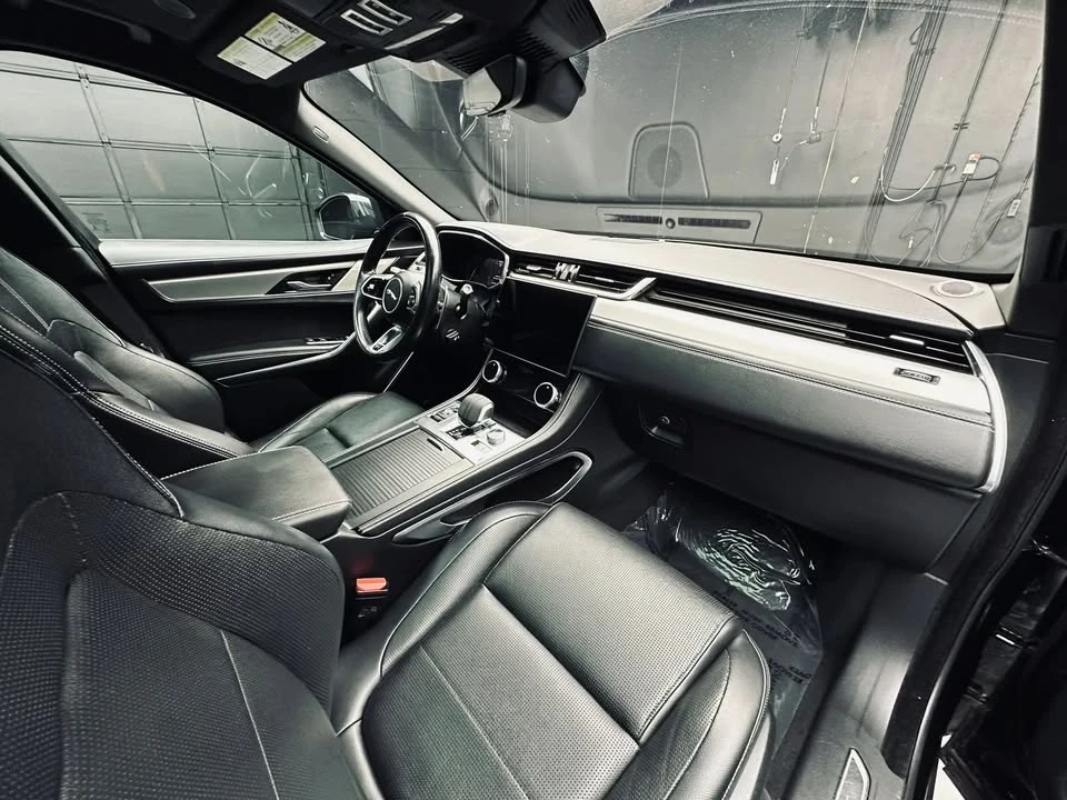 2021 Jaguar F-Pace - Image 12 of 18