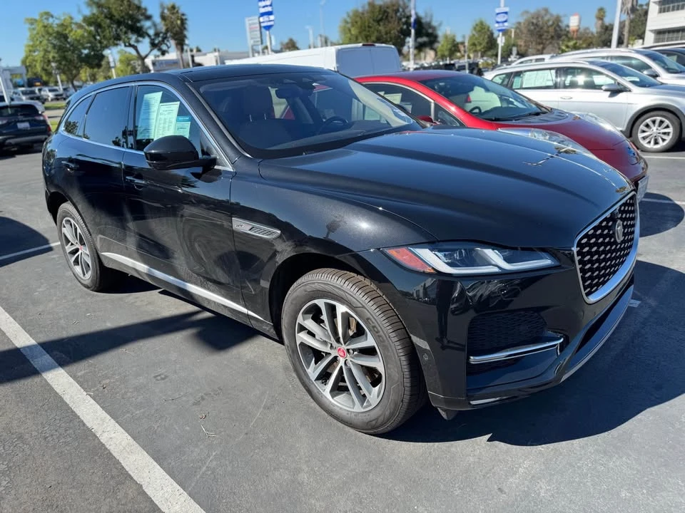 2021 Jaguar F-Pace - Image 2 of 4