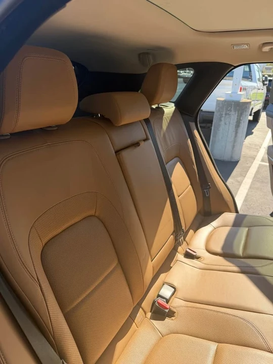 2021 Jaguar F-Pace - Image 5 of 8