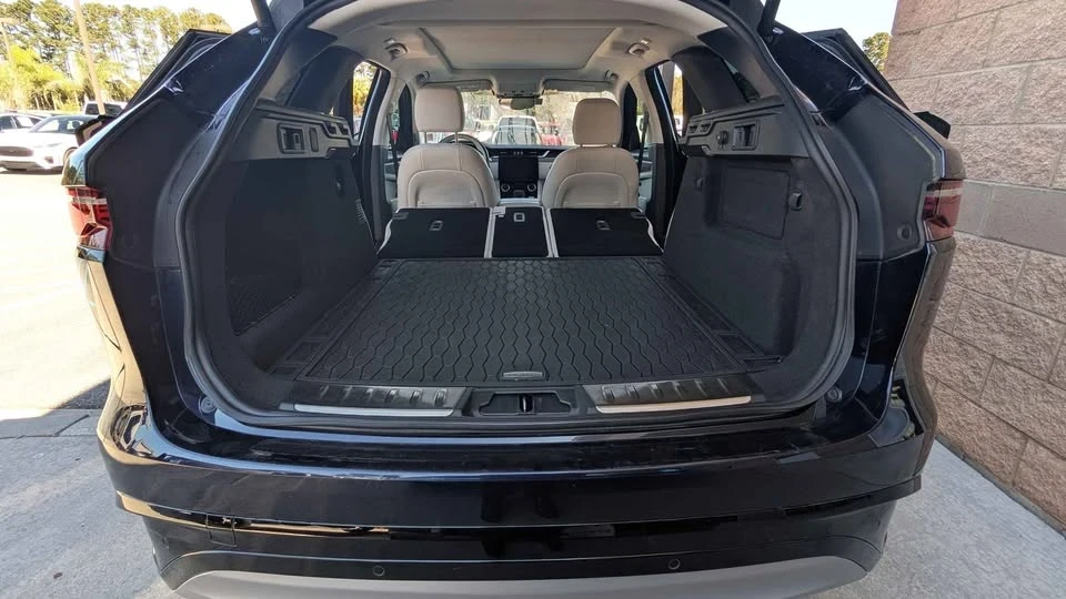 2021 Jaguar F-Pace - Image 13 of 13