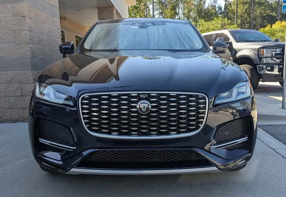 2021 Jaguar F-Pace - Image 2 of 13