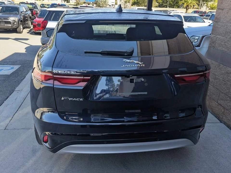 2021 Jaguar F-Pace - Image 5 of 13