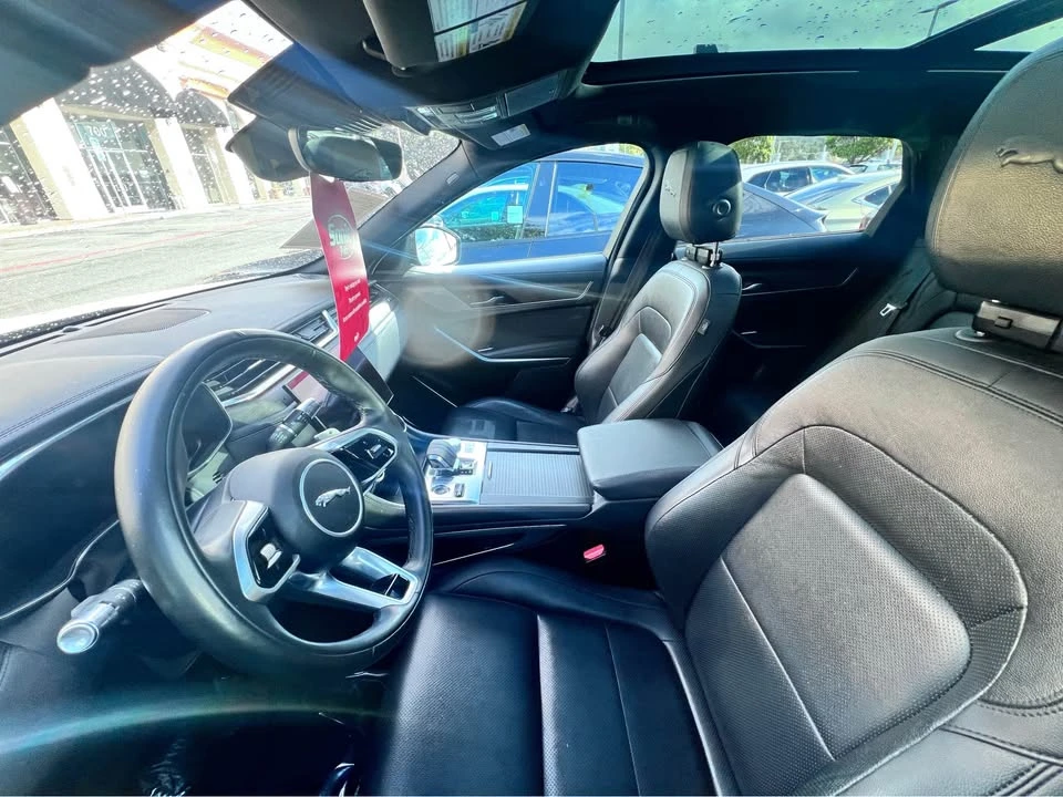 2021 Jaguar F-Pace - Image 3 of 6