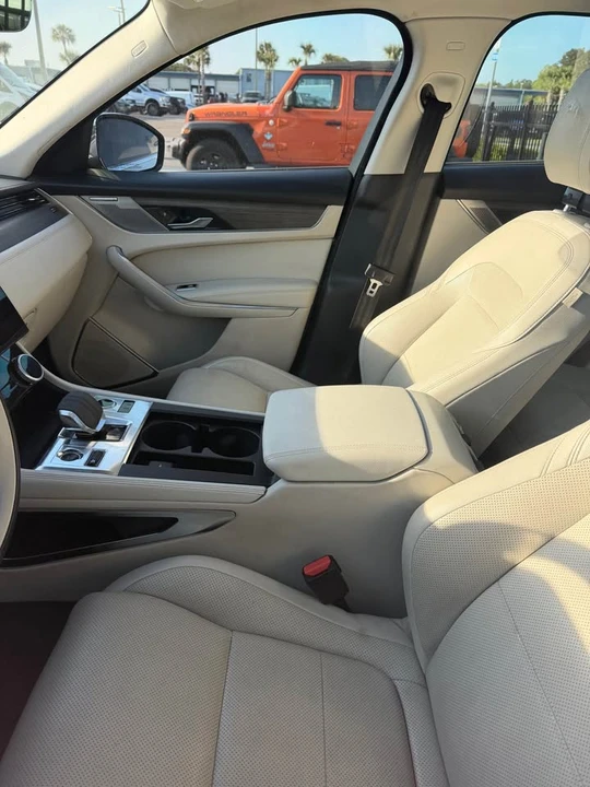 2021 Jaguar F-Pace - Image 5 of 5