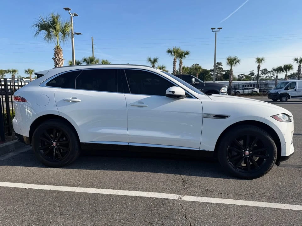 2021 Jaguar F-Pace - Image 4 of 5