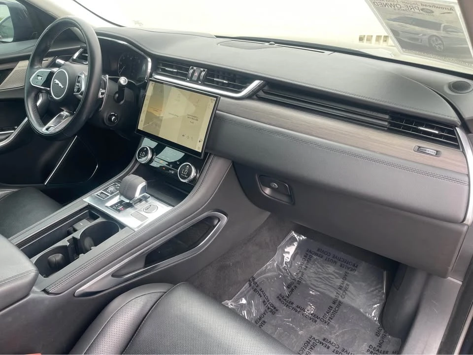 2021 Jaguar F-Pace - Image 9 of 13