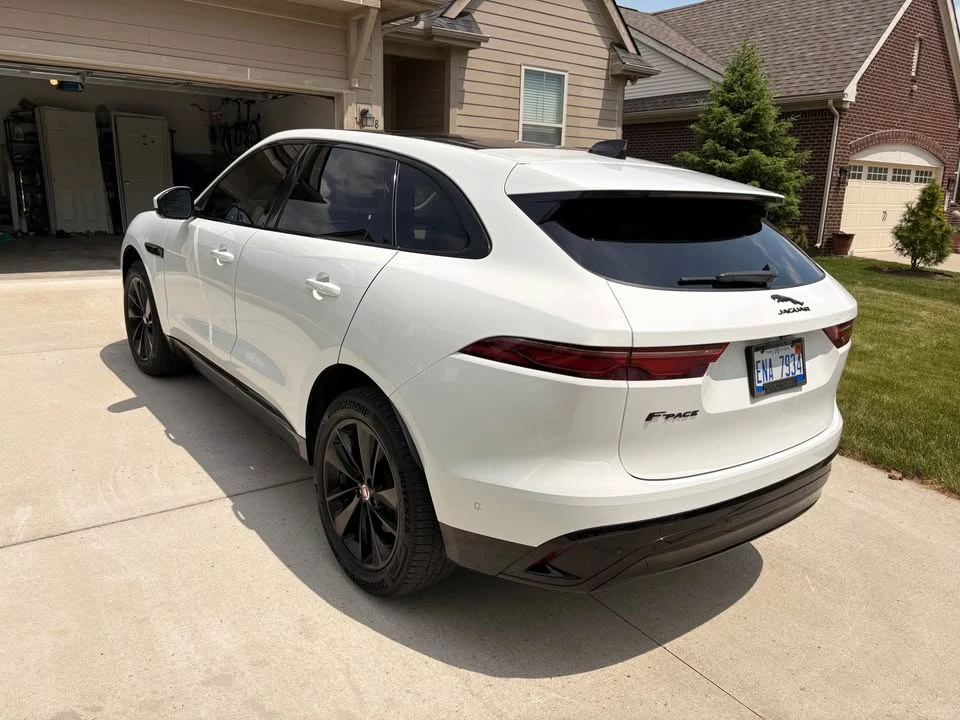 2021 Jaguar F-Pace - Image 7 of 19