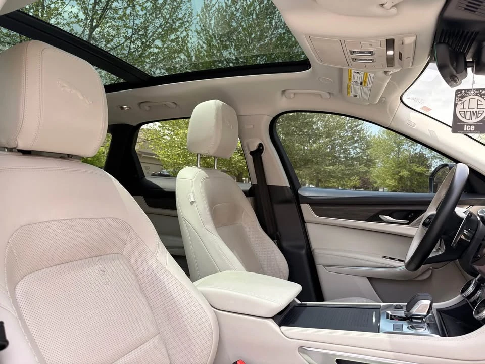 2021 Jaguar F-Pace - Image 16 of 19
