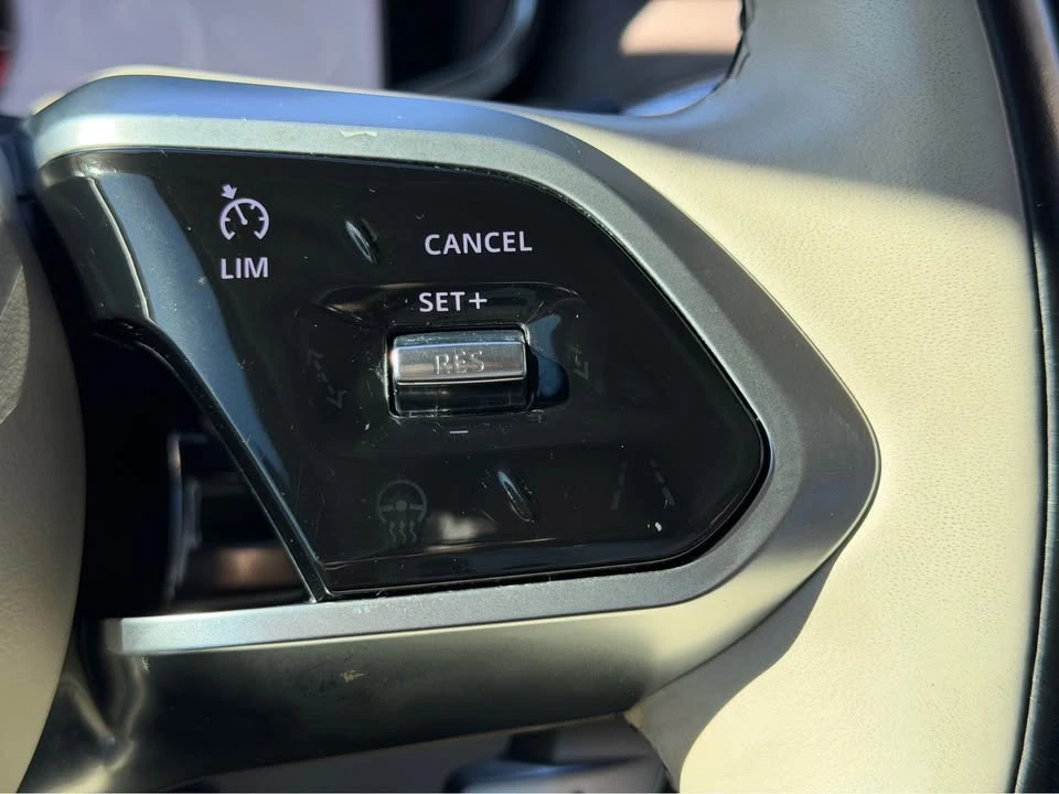 2021 Jaguar F-Pace - Image 13 of 20