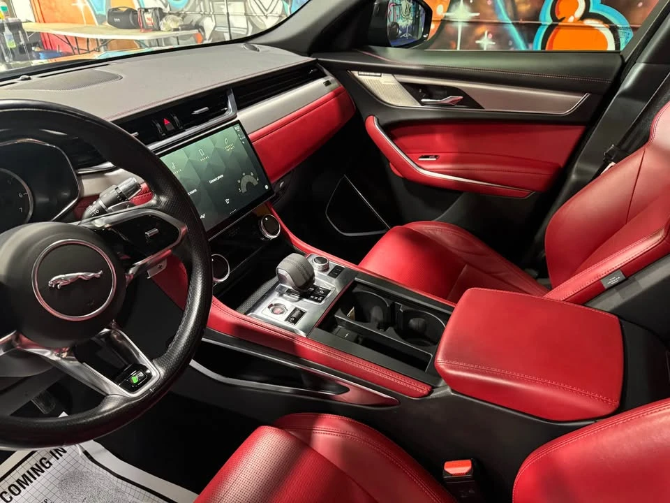 2021 Jaguar F-Pace - Image 19 of 20
