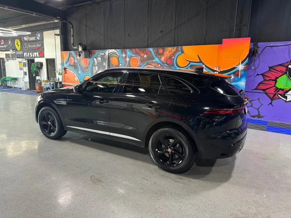 2021 Jaguar F-Pace - Image 3 of 20