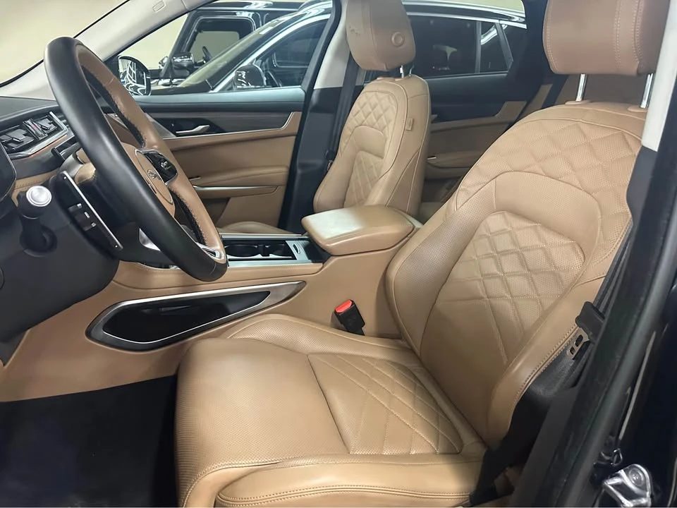 2021 Jaguar F-Pace - Image 8 of 9