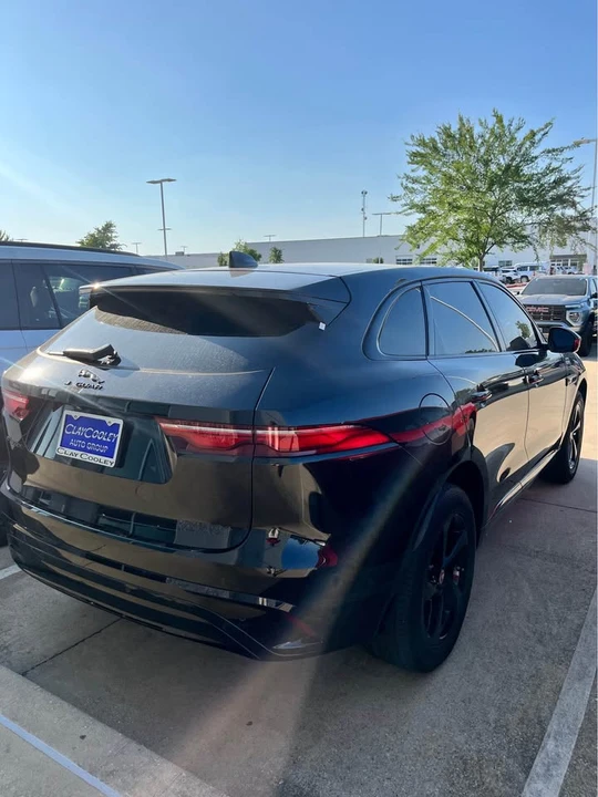 2021 Jaguar F-Pace - Image 4 of 11