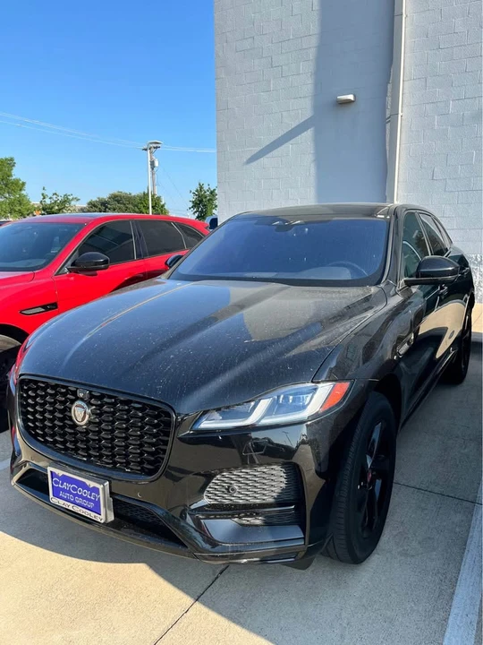 2021 Jaguar F-Pace - Image 2 of 11