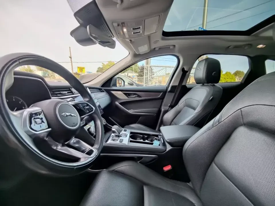 2021 Jaguar F-Pace - Image 9 of 17