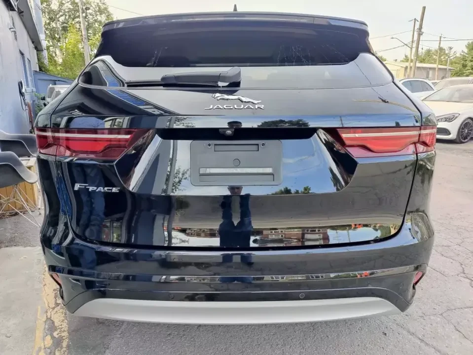 2021 Jaguar F-Pace - Image 5 of 17