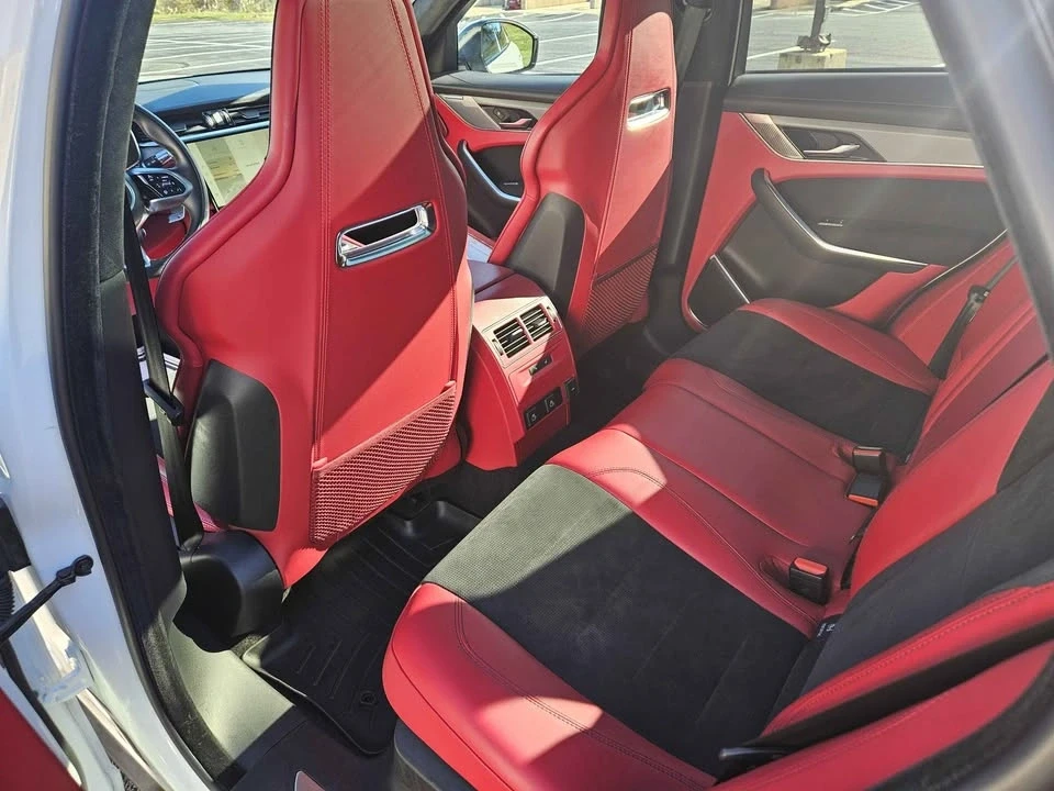 2021 Jaguar F-Pace SVR - Image 15 of 20