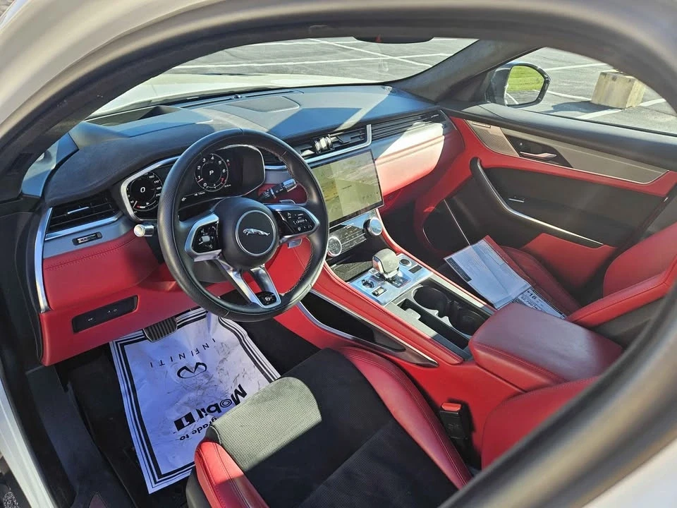 2021 Jaguar F-Pace SVR - Image 11 of 20
