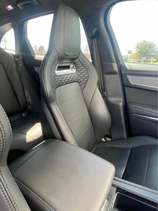 2021 Jaguar F-Pace SVR - Image 13 of 19