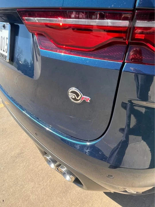 2021 Jaguar F-Pace SVR - Image 7 of 19