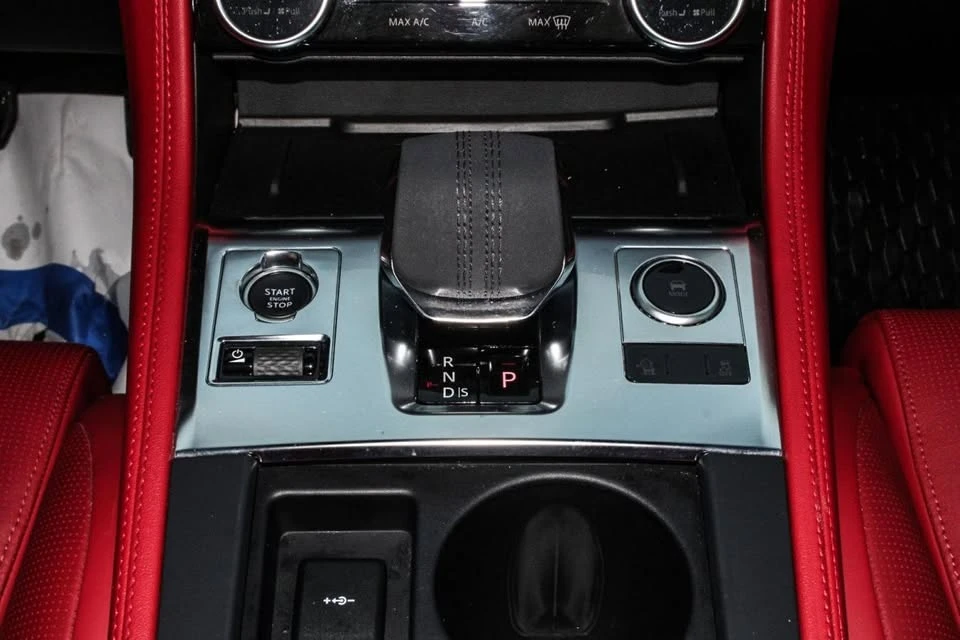 2021 Jaguar F-Pace - Image 18 of 19