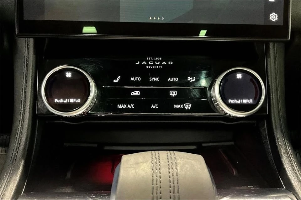 2021 Jaguar F-Pace - Image 8 of 20