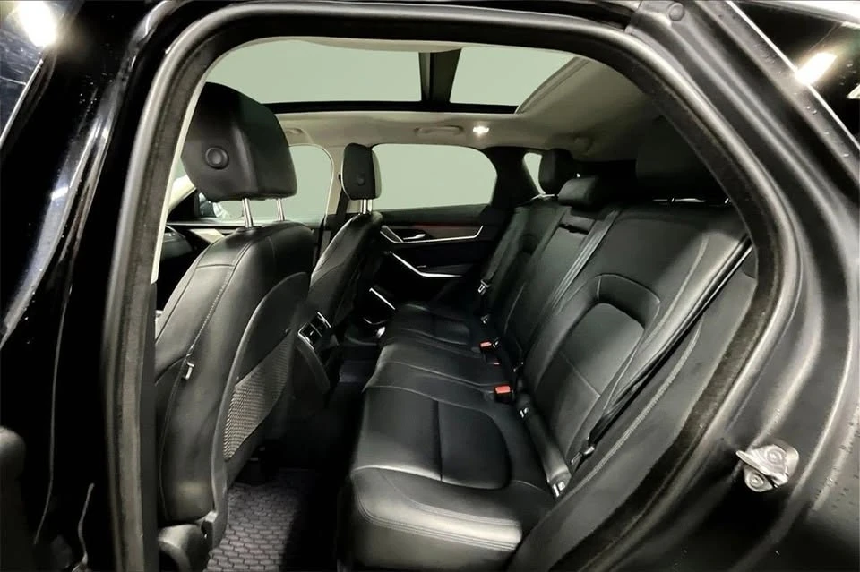 2021 Jaguar F-Pace - Image 11 of 20