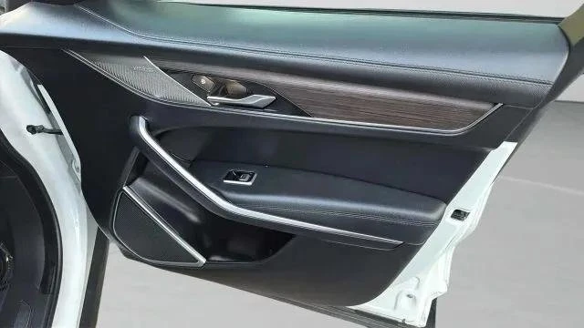 2021 Jaguar F-Pace - Image 9 of 20