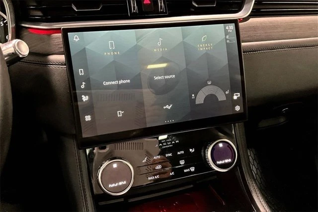 2021 Jaguar F-Pace - Image 9 of 19