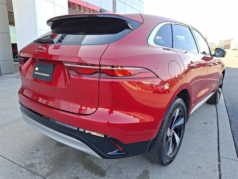 2021 Jaguar F-Pace - Image 7 of 20