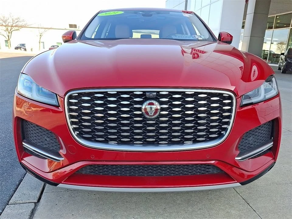 2021 Jaguar F-Pace - Image 2 of 19