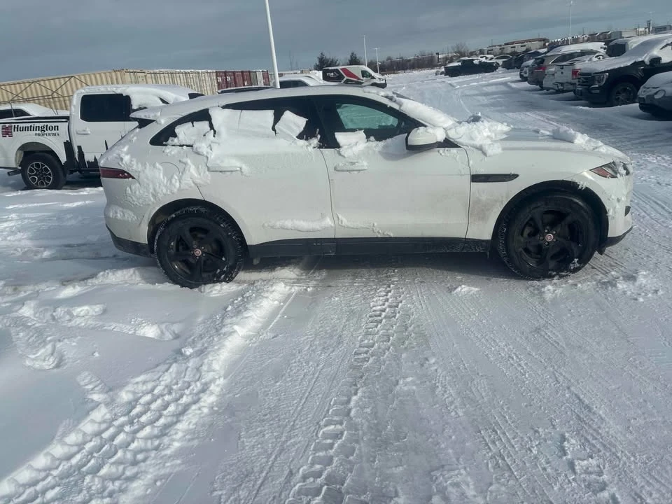 2021 Jaguar F-Pace - Image 2 of 5