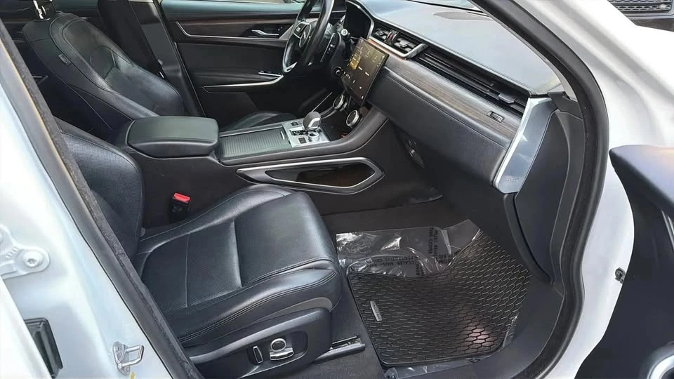2021 Jaguar F-Pace - Image 13 of 20