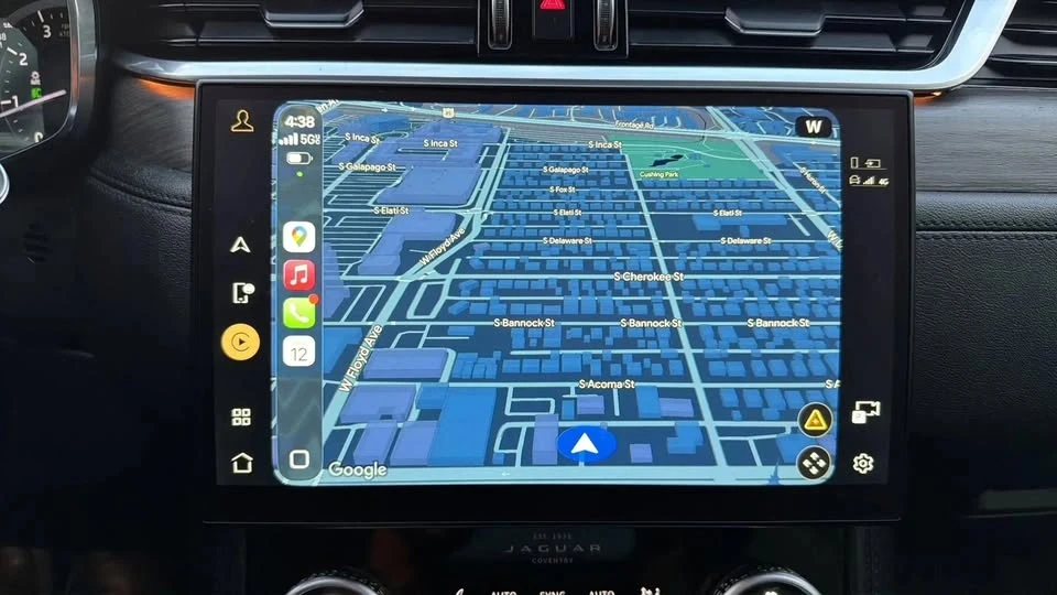 2021 Jaguar F-Pace - Image 19 of 20