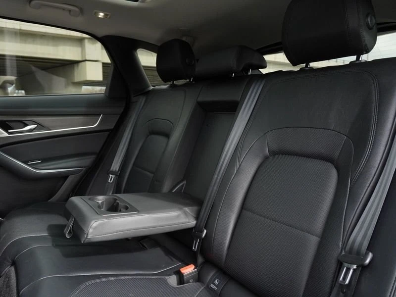 2021 Jaguar F-Pace - Image 18 of 20
