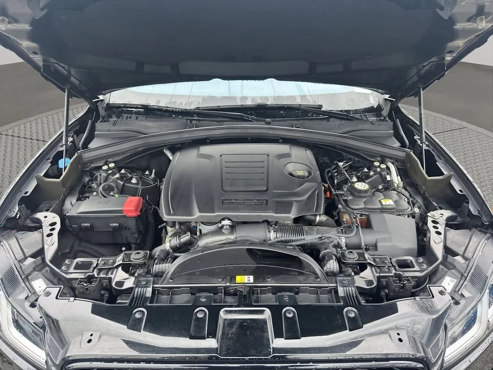 2021 Jaguar F-Pace - Image 7 of 19