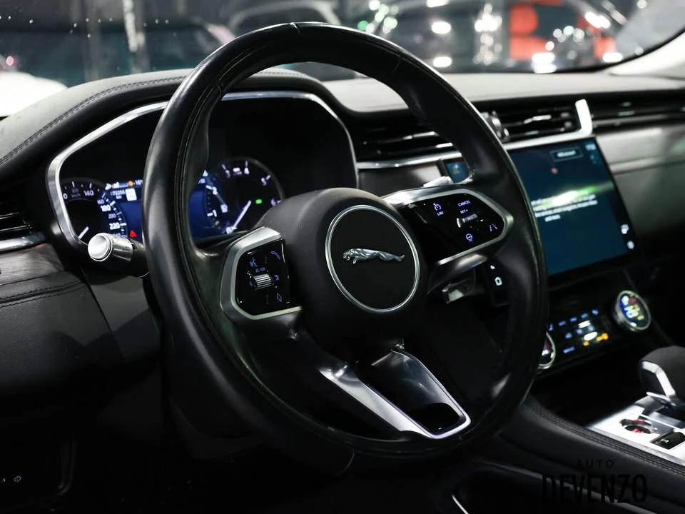 2021 Jaguar F-Pace - Image 16 of 20