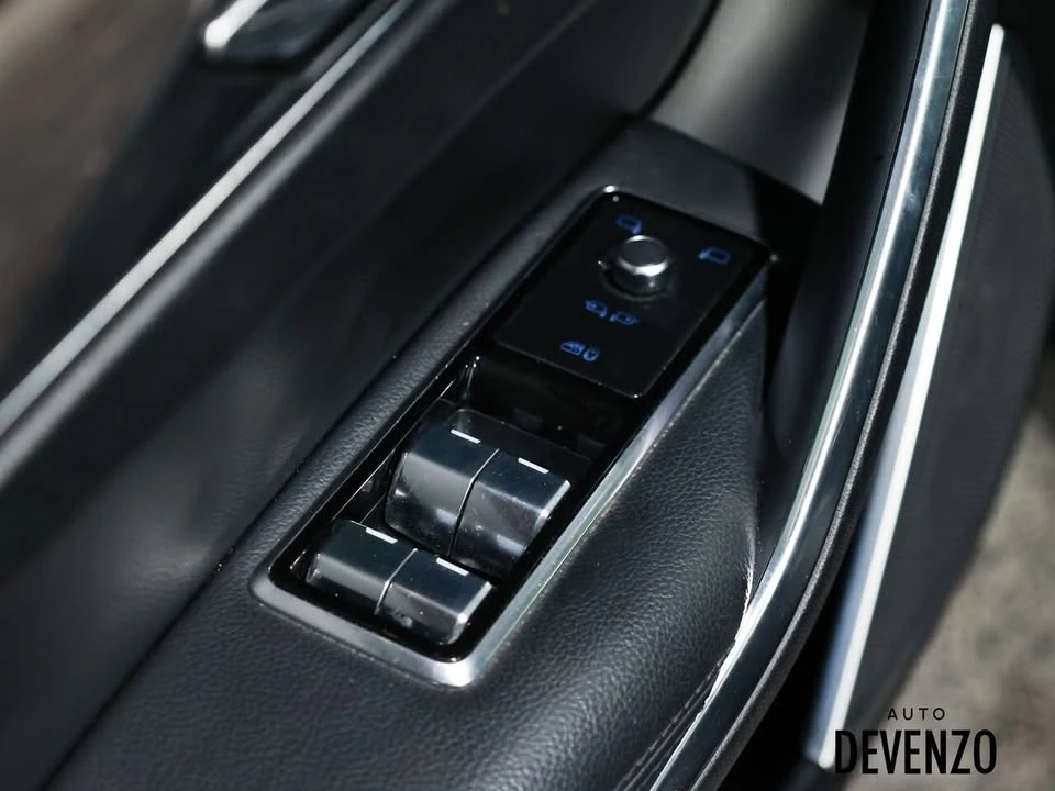 2021 Jaguar F-Pace - Image 13 of 20