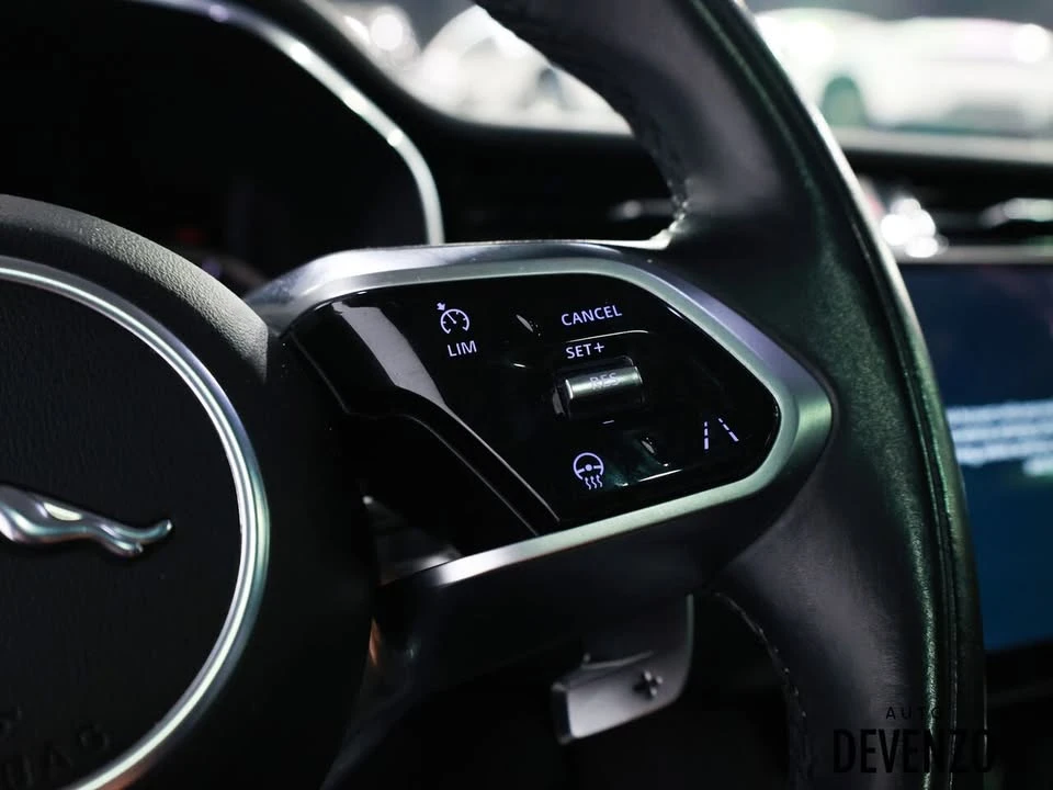 2021 Jaguar F-Pace - Image 18 of 20