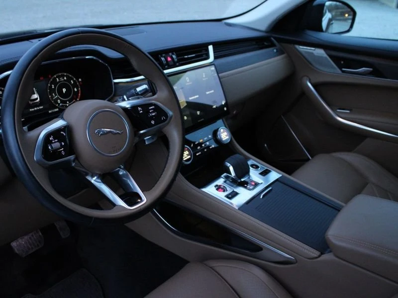 2021 Jaguar F-Pace - Image 6 of 19
