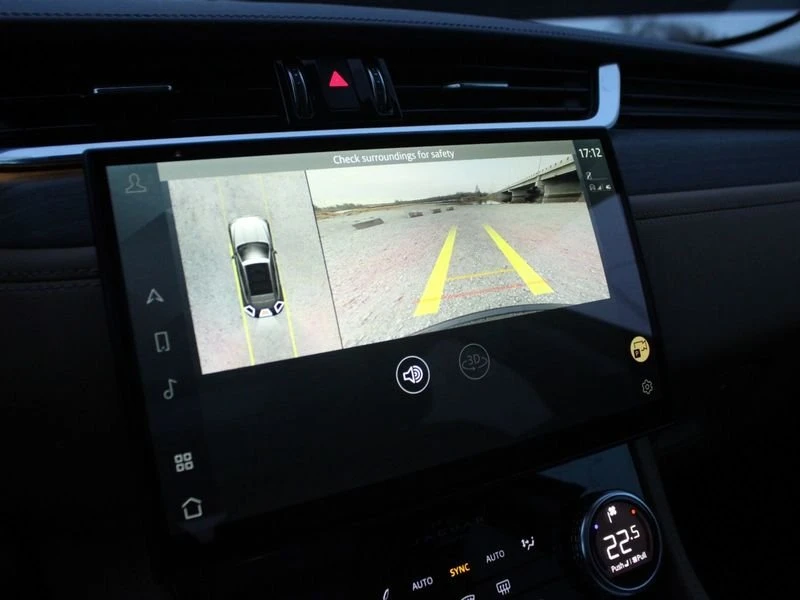 2021 Jaguar F-Pace - Image 17 of 19