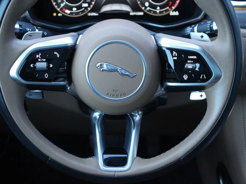 2021 Jaguar F-Pace - Image 10 of 20