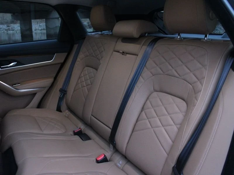 2021 Jaguar F-Pace - Image 18 of 19