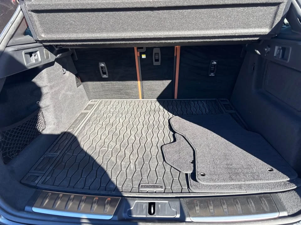 2021 Jaguar F-Pace - Image 8 of 13