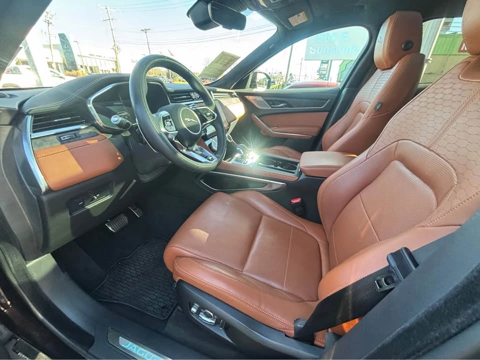2021 Jaguar F-Pace - Image 9 of 13