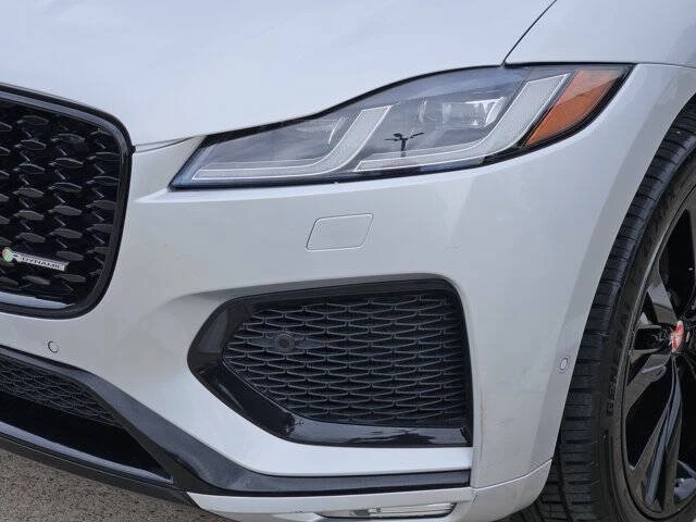 2021 Jaguar F-Pace - Image 7 of 16