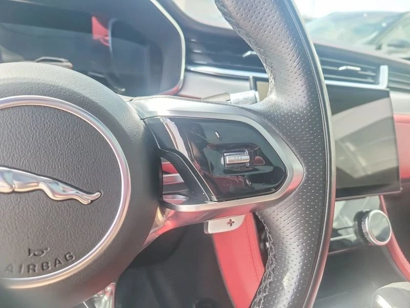 2021 Jaguar F-Pace - Image 11 of 20