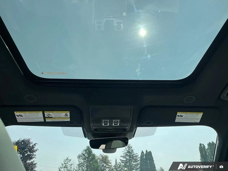 2021 Jaguar F-Pace - Image 18 of 20