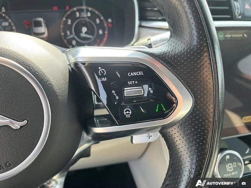 2021 Jaguar F-Pace - Image 16 of 20