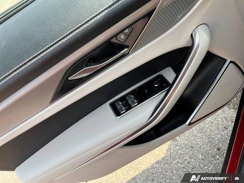 2021 Jaguar F-Pace - Image 17 of 20